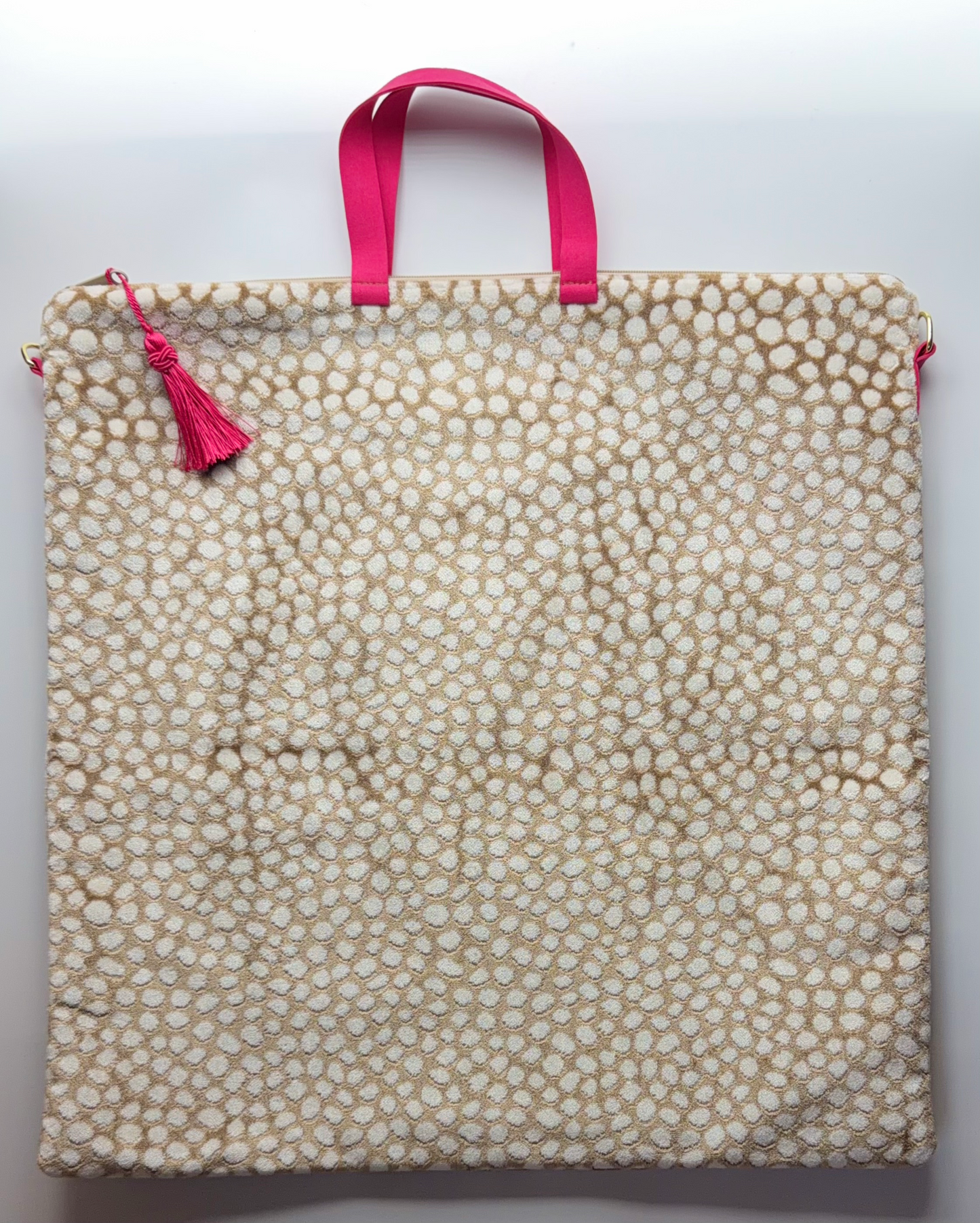 Colors of Praise Velvet Cream and Camel Dot Project Bag