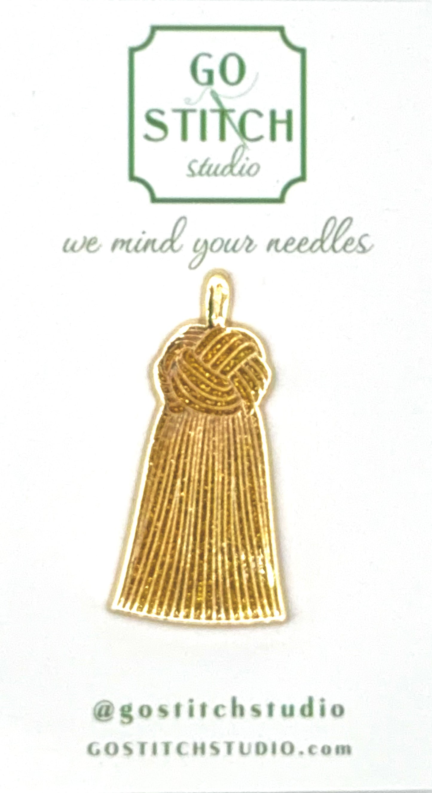 Go Stitch Studio Gold Tassel Needle Minder
