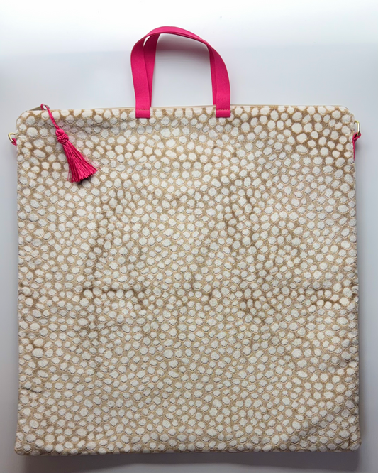 Colors of Praise Velvet Cream and Camel Dot Project Bag