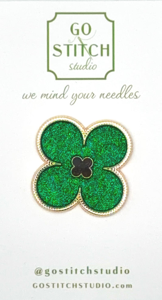 Go Stitch Studio Green Clover Needle Minder